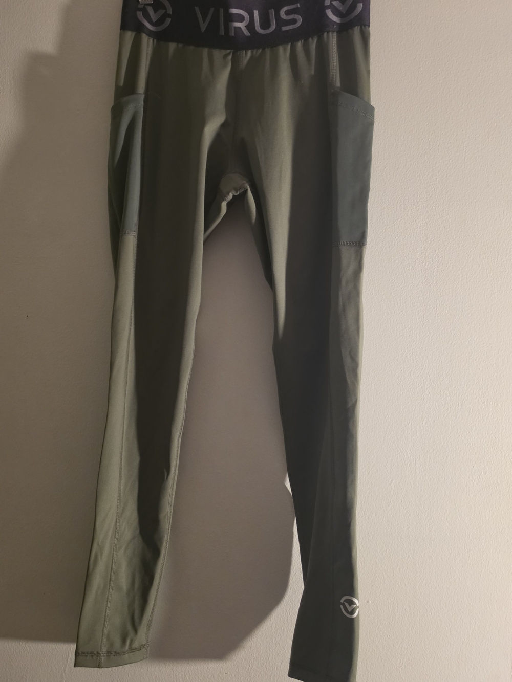 Virus Olive Green Women's Leggings with Black Waistband